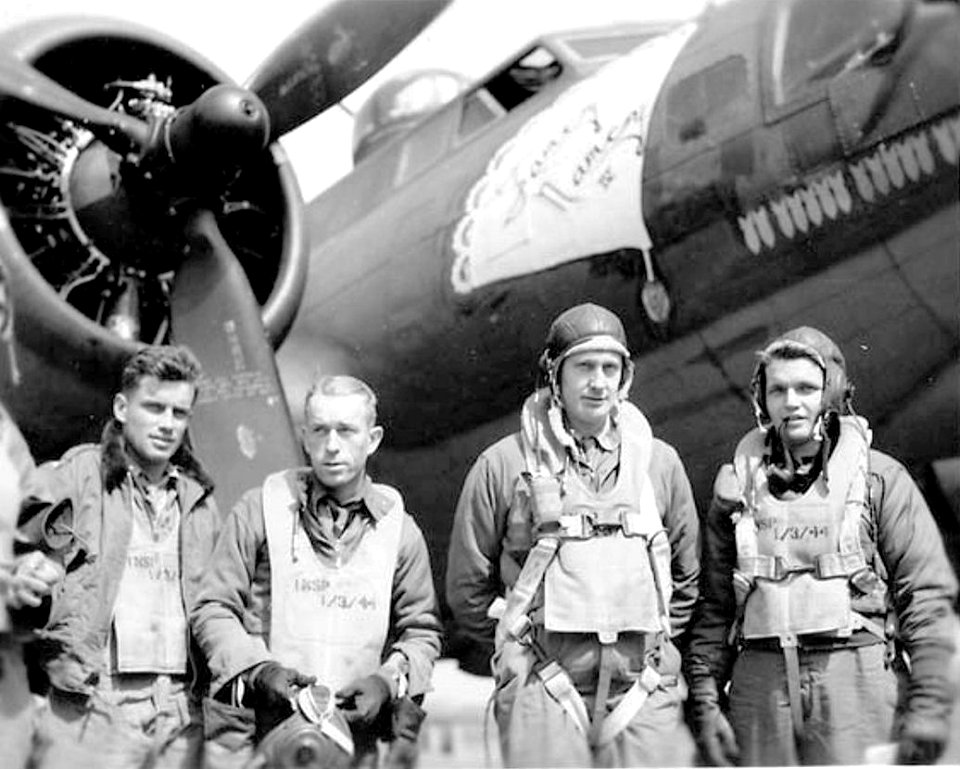 RAF Deenethorpe - Crew of 401st Bombardment Group B-17F 42-31662 Fancy Nancy IV