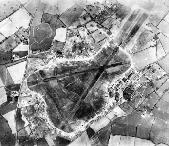 RAF Exeter 24 Mar 1944 Airphoto