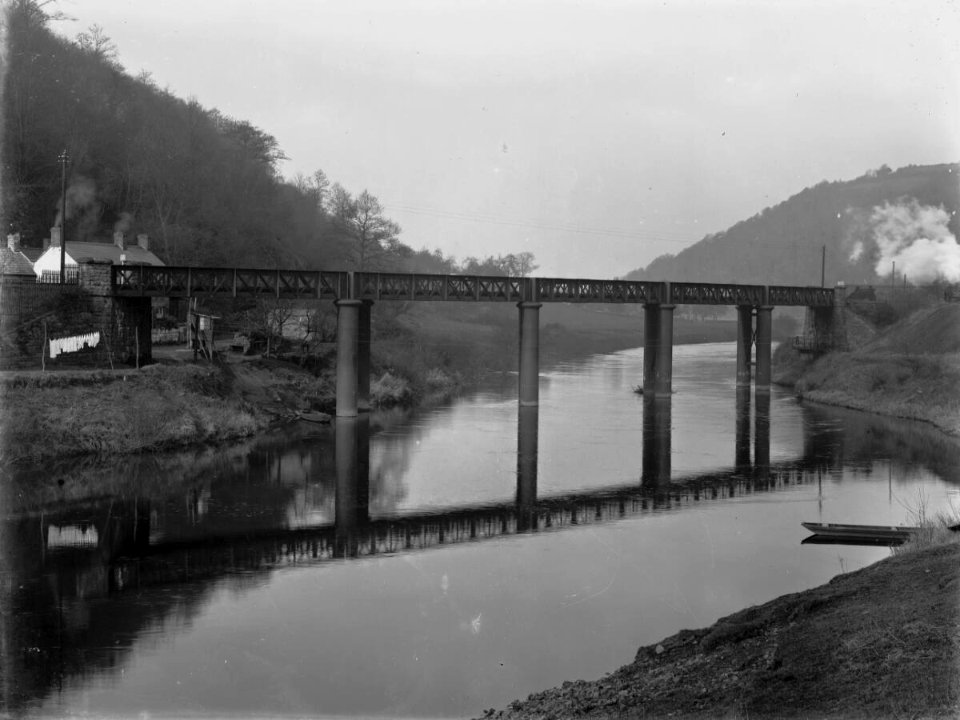 Railway Bridge, Redbrook (4785986)