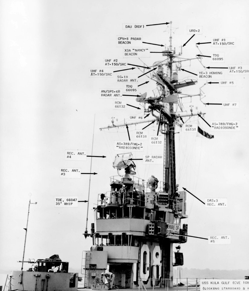 Radar arrangement aboard USS Kula Gulf (CVE-108) in 1955