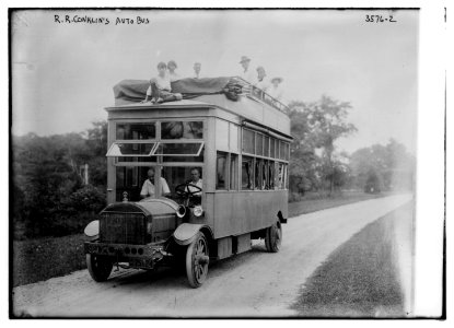 R.R. Conklin's auto bus LCCN2014699708