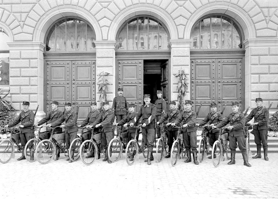 Radfahrer des Armeestabes - CH-BAR - 3238619