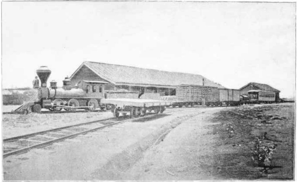 Railway station at Girardot