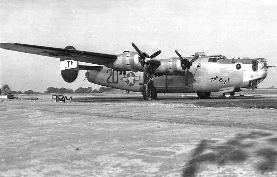 RAF Attlebridge - 466th Bombardment Group - B-24 Liberator 42-50364