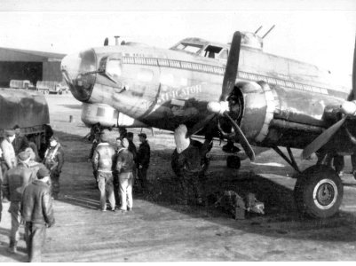 RAF Deopham Green - 452d Bombardment Group - B-17G 42-39970 E-Rat-Icator