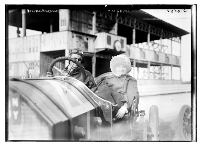 Ralph E. Beardsley, Miss Smith LCCN2014688456