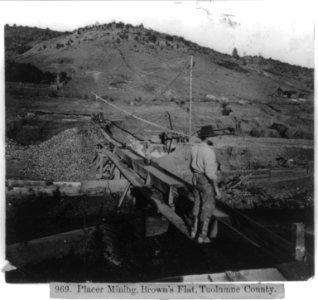 Placer Mining, Brown's Flat, Tuolomne County LCCN2002721673