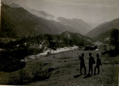 Radio-Station 44a auf Cajola. (26-II.1918.) (BildID 15514509)