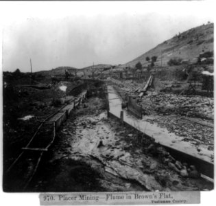 Placer Mining-Flume in Brown's Flat, Tuolumne County LCCN2002721688
