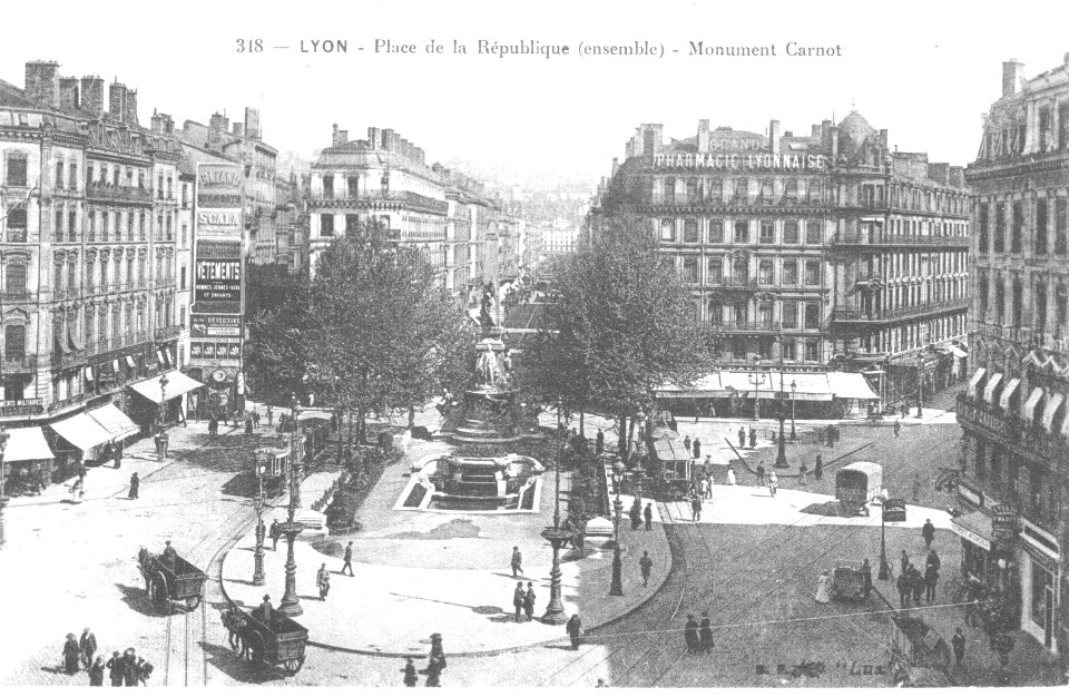 Place de la République (ensemble) - Lyon (1)