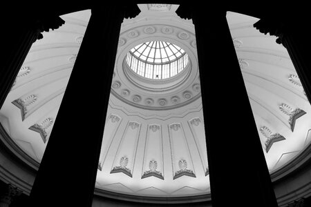 Hall dome ceiling photo