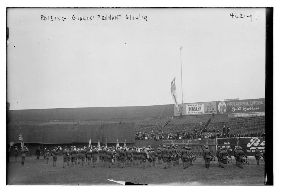 Raising Giants pennant, 6-14-18 LCCN2014707198