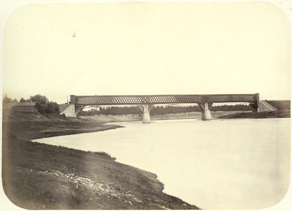 Railway bridge on Nikolaev Railway. 28