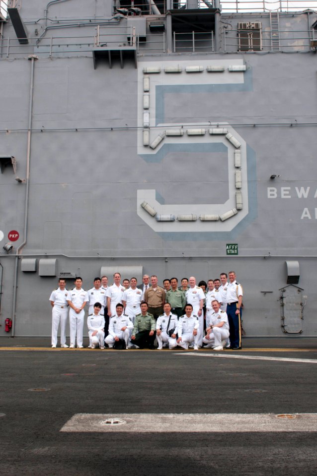 PLA luncheon 130416-N-SH505-062