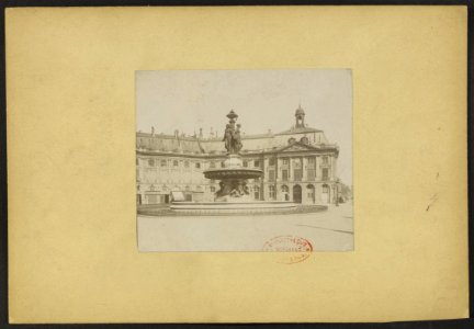 Place de la Bourse (Bordeaux) - J-A Brutails - Université Bordeaux Montaigne - 1987