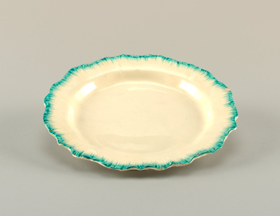 Plate, late 18th century (CH 18349901-3)