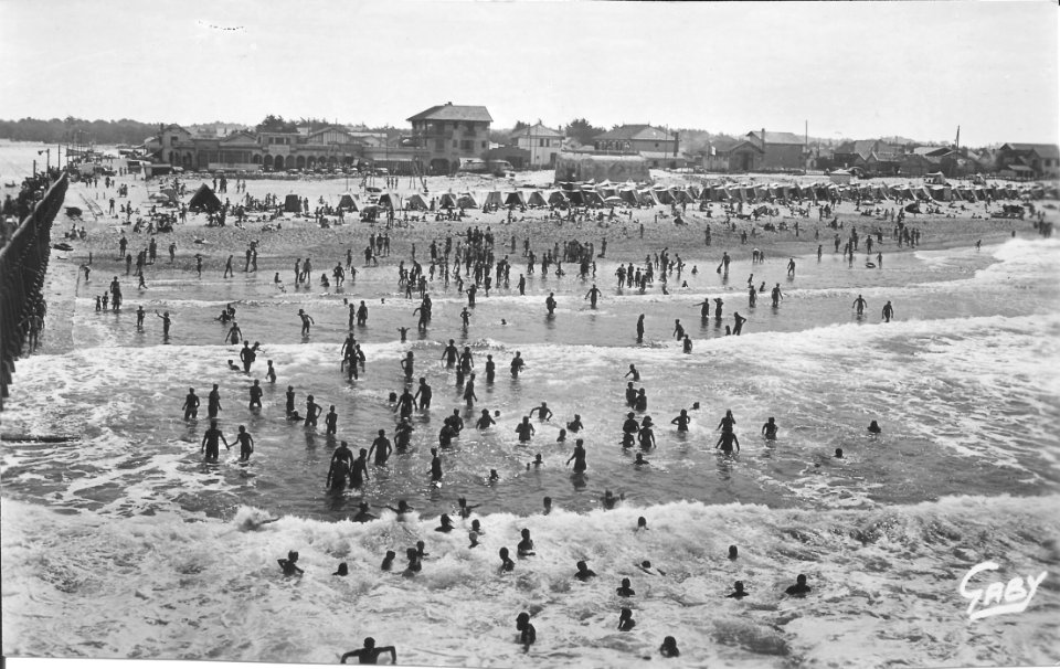 Plage de Capbreton après la Seconde Guerre mondiale