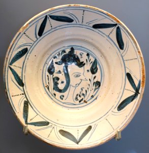 Plate with male bust, Teruel, Spain, 19th century AD, ceramic - Museo Nacional de Artes Decorativas - Madrid, Spain - DSC08197 photo