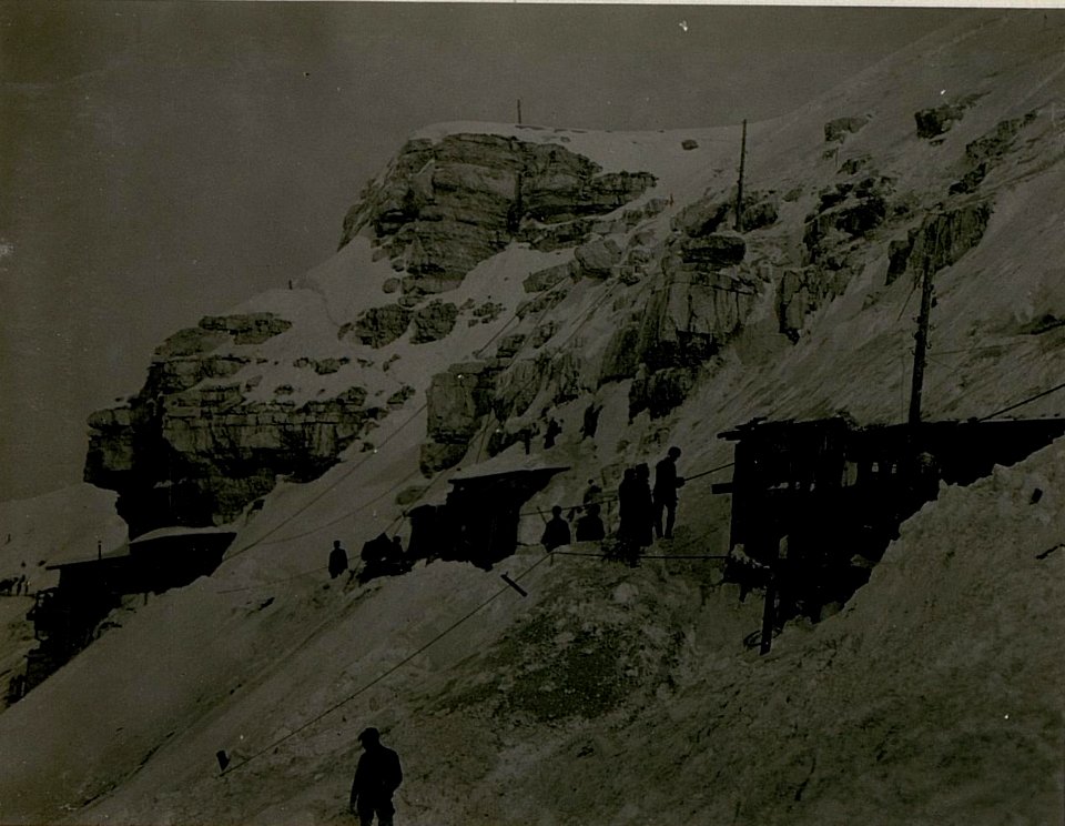 Plattenbau, Baons-Komdo am Pasubio. (BildID 15515436)