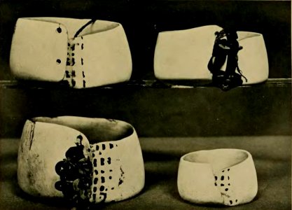 Plate XVI - Argonauts of the western Pacific 1922 (page 133 crop)