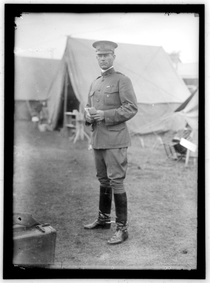 PLATTSBURG RESERVE OFFICERS TRAINING CAMP. U.S. ARMY OFFICER LCCN2016867133