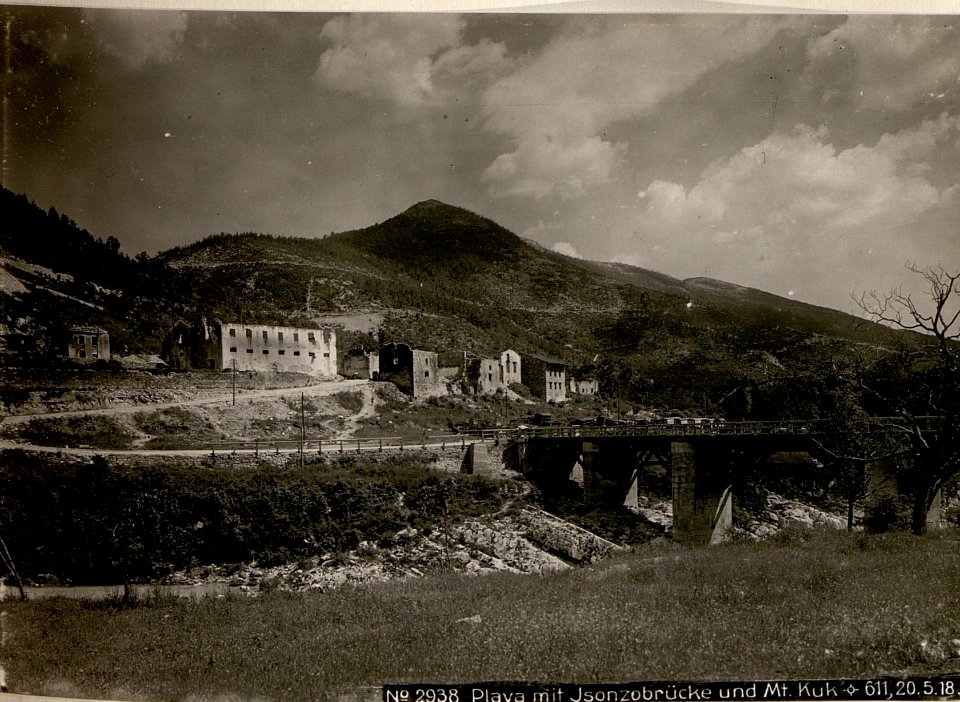 Plava mit Isonzobrücke und Mt.Kuk ¤ 611, 20.5.18. (BildID 15618201)
