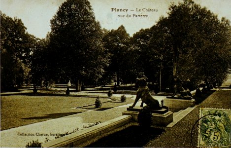 Plancy Chateau parc 05340