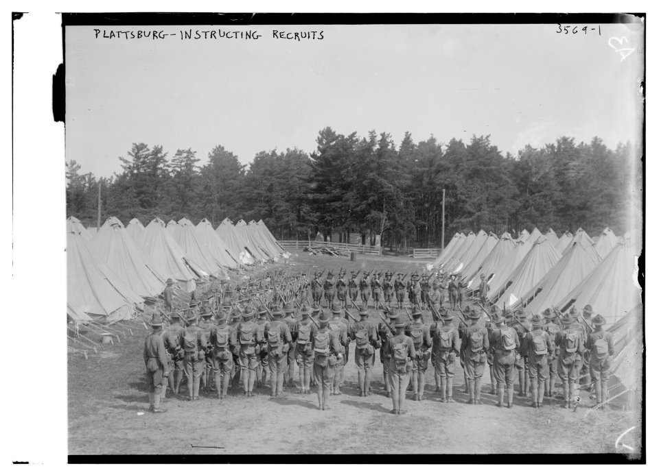 Plattsburg - Instructing recruits LCCN2014699630