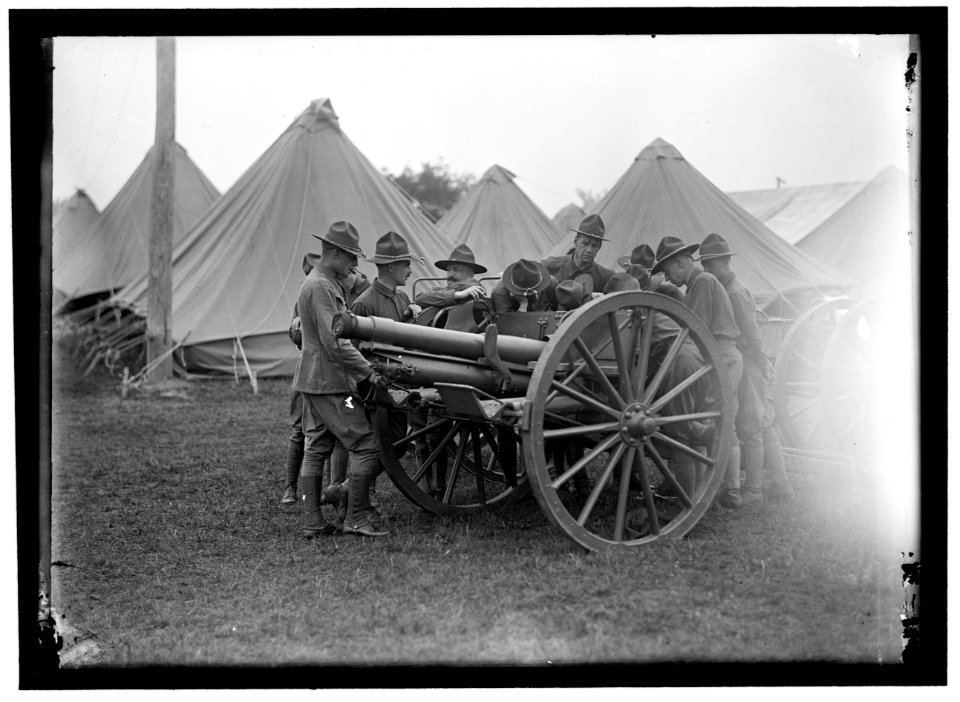 PLATTSBURG RESERVE OFFICERS TRAINING CAMP. ARTILLERY INSTRUCTION LCCN2016866532