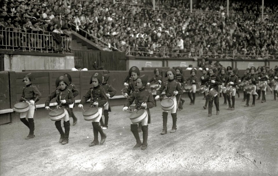 Plaza de toros de 'El Txofre' (5 de 16) - Fondo Car-Kutxa Fototeka