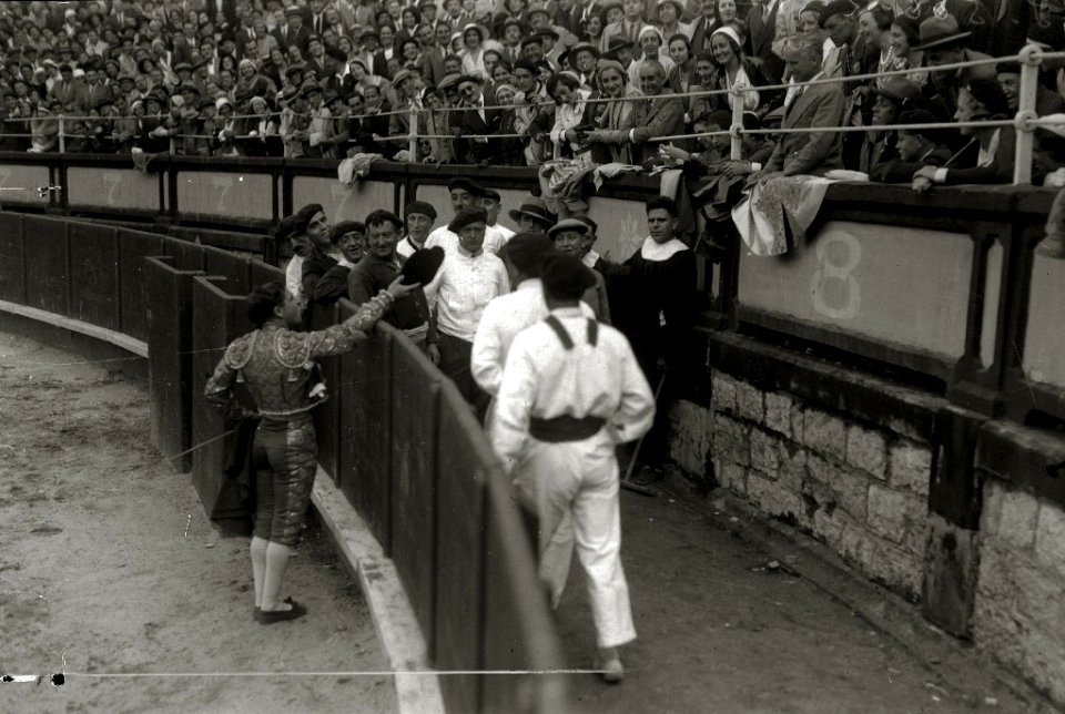 Plaza de toros de 'El Txofre' (10 de 16) - Fondo Car-Kutxa Fototeka