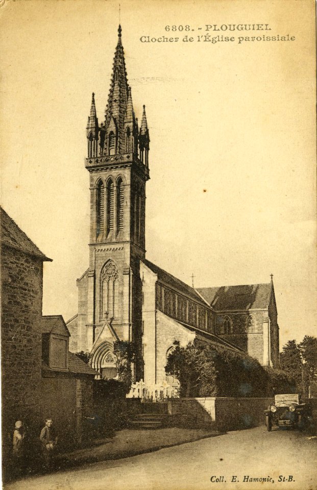 Plouguiel - Clocher de l'église paroissiale - AD22 - 16FI4300