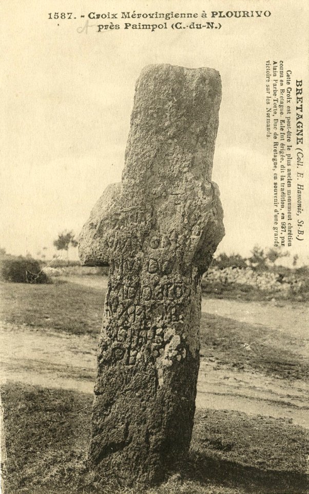 Plourivo. Croix mérovingienne - AD22 - 16FI4447