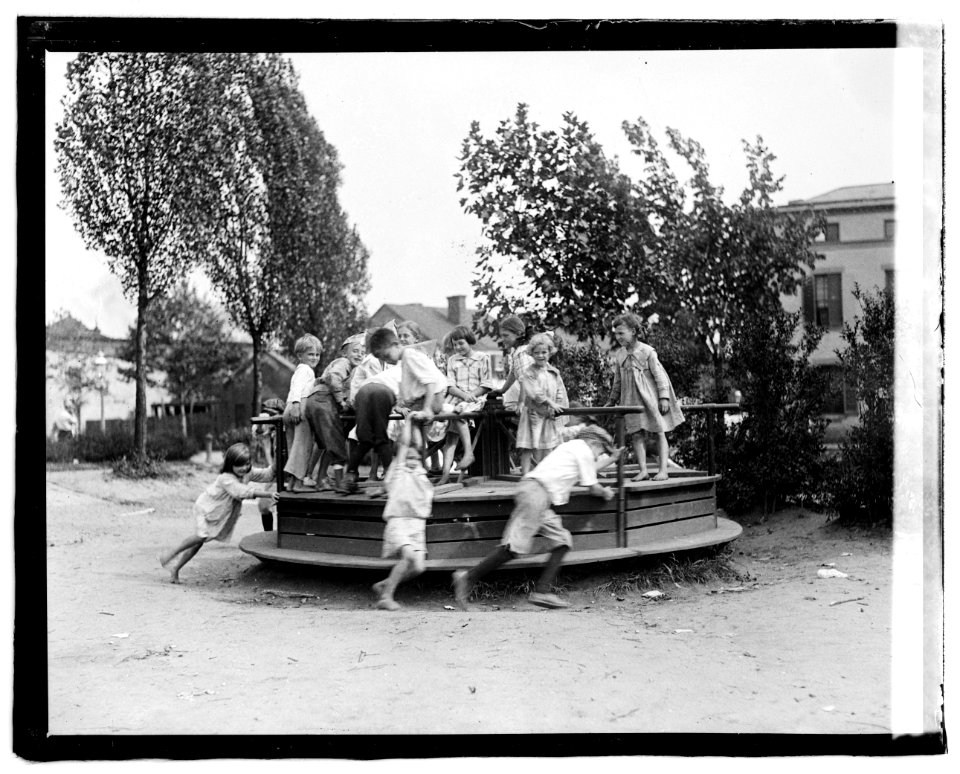 Playground LCCN2016819579 photo