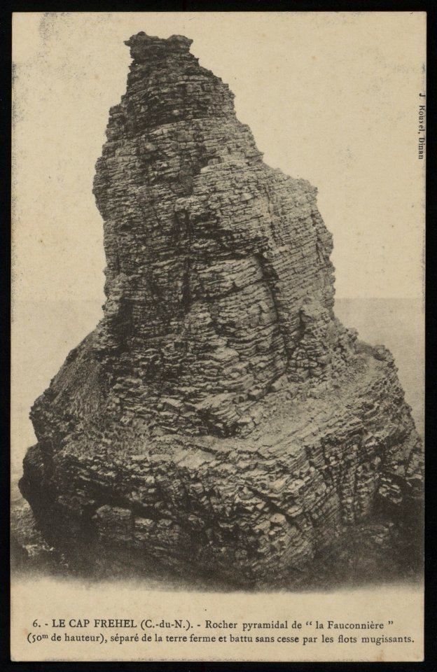 Plévenon - Rocher pyramidal de la Fauconnière - AD22 - 16FI3865