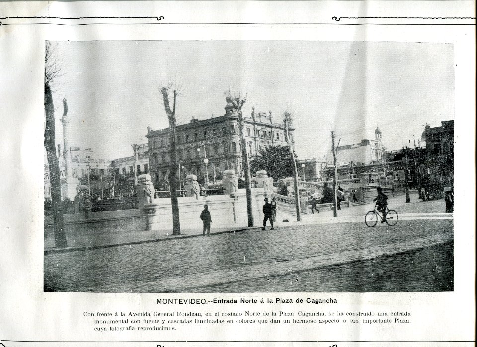 Plaza Cagancha - Entrada norte - Montevideo