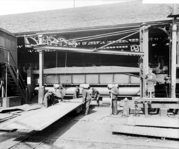 Plate-bending rolls at John Brown and Co Ltd, Clydebank, 1901 RMG G10577