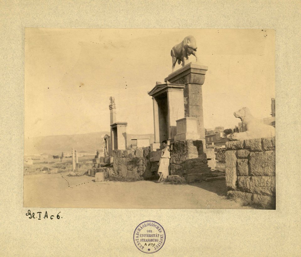 Plüschow, Wilhelm von (1852-1930) - Atene - Monumento di Dionisos di Kollutos al Keramikos