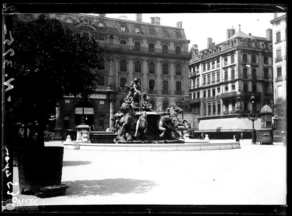 Plaça i fons de Lyon