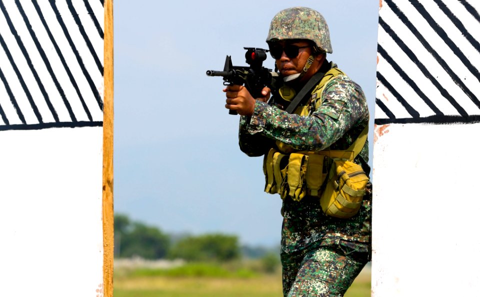 PMC Conduct MOUT during KAMANDAG 2 002
