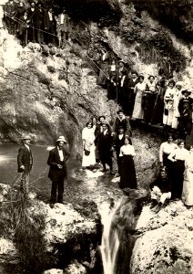 Po krasnih slapovih in kaskadah znamenite Pasice 1908