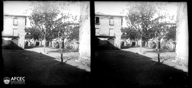 Plaça de Sant Llorenç de la Muga