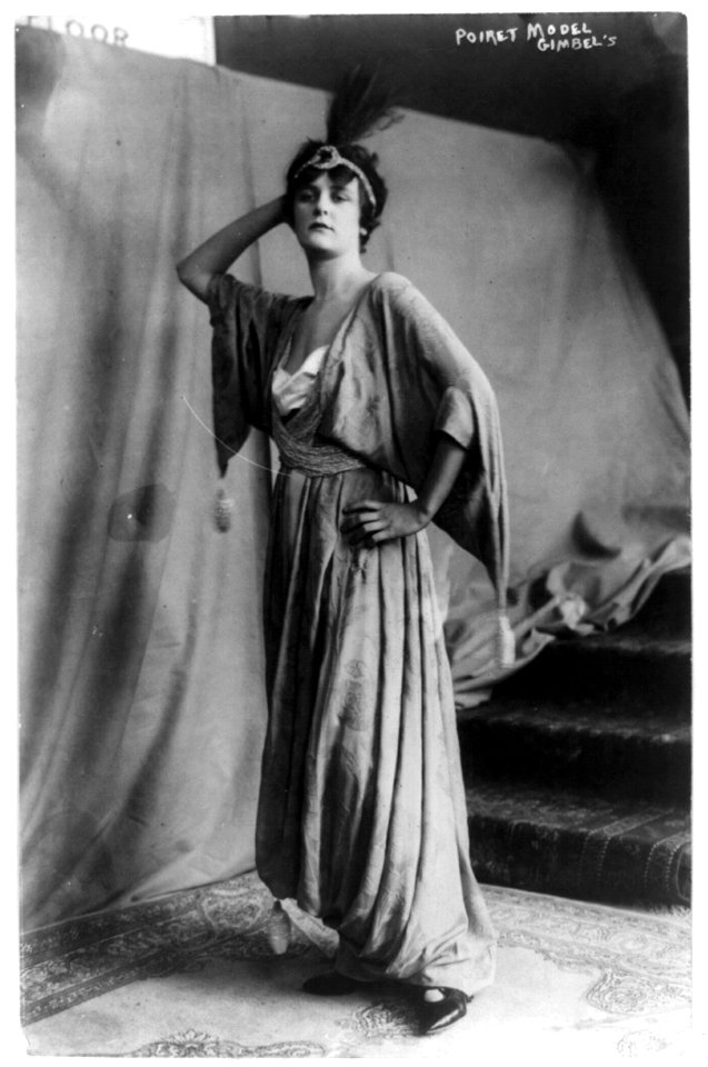 Poiret model - Gimbels LCCN2002714473