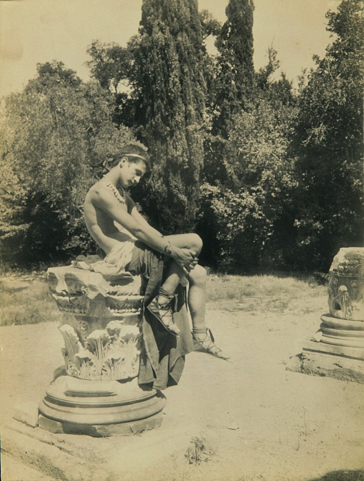 Plüschow, Wilhelm von (1852-1930) - n. 7881 - Tivoli - Et in Arcadia, p. 51 - Bolaffiarte - Cm 16,9 x 21,6