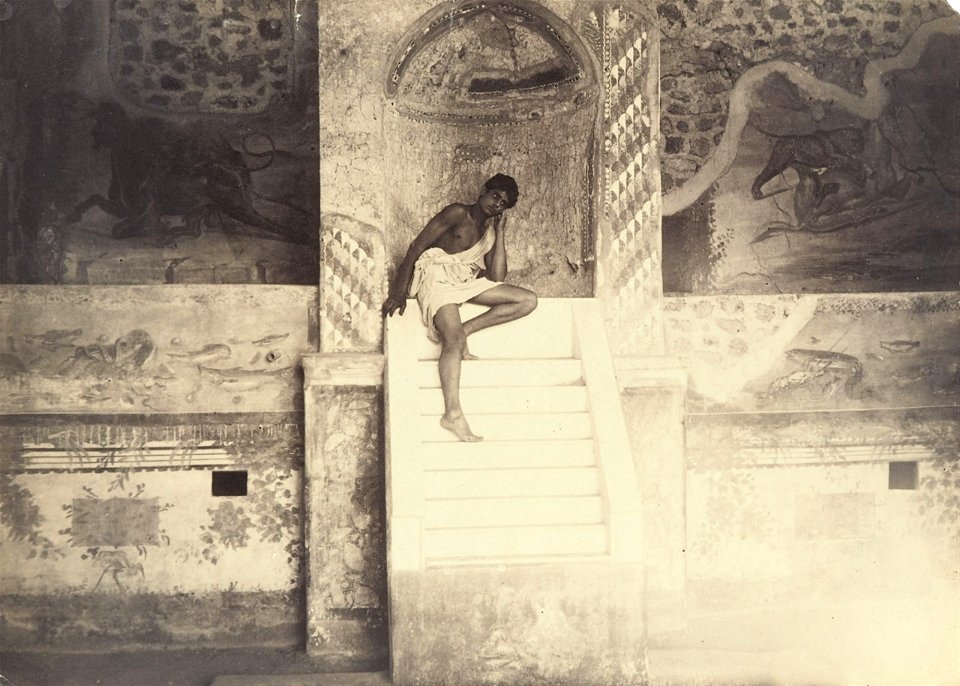 Pluschow, Wilhelm von (1852-1930) - Pompei - Edoardo sul ninfeo della Casa del Centenario - Lempertz