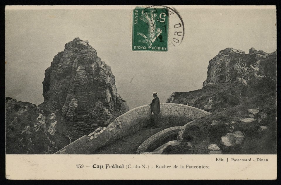 Plévenon - Rocher de la Fauconnière - AD22 - 16FI3845