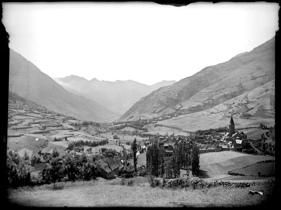 Poble de Salardú i la vall d'Aran