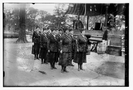 Police reserve - theatrical unit LCCN2014707541