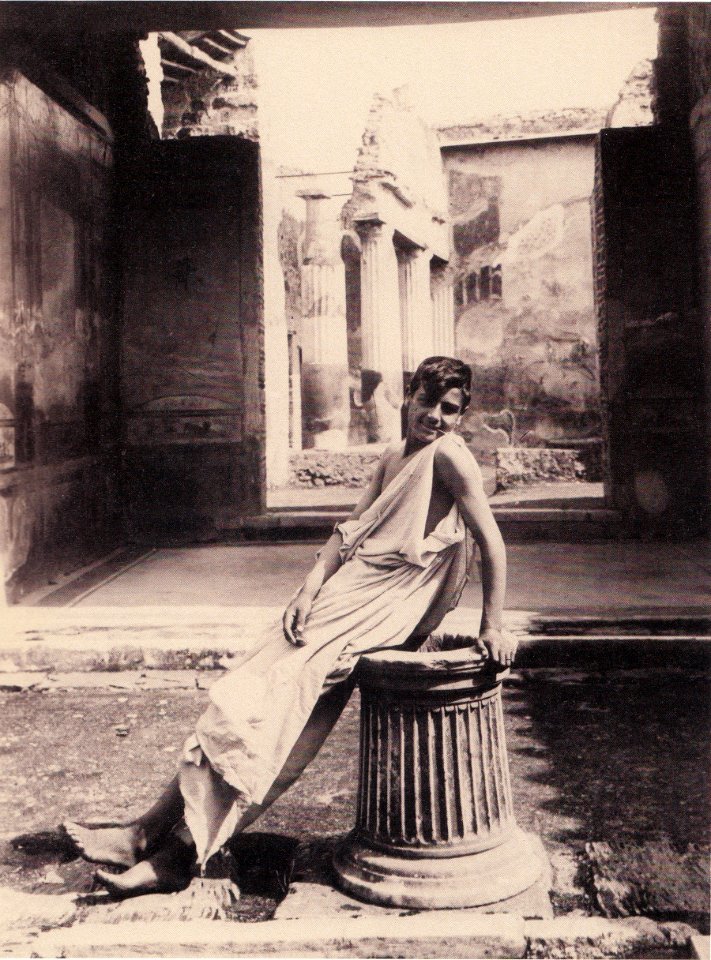 Plüschow, Wilhelm von (1852-1930) - n. 8869 - Pompei - Et in Arcadia, p. 43