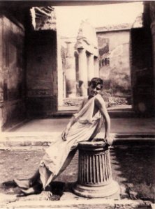 Plüschow, Wilhelm von (1852-1930) - n. 8869 - Pompei - Et in Arcadia, p. 43
